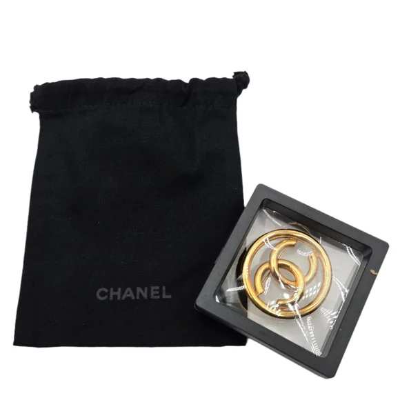 #1 Chanel Coco Mark Gold Interlocking C Brooch - Picture 15 of 15